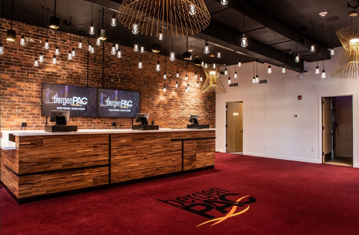 Spotlight-Lounge.jpg